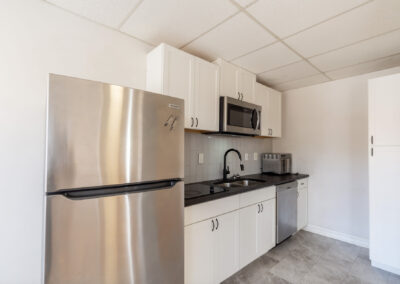 8th Street Apartments